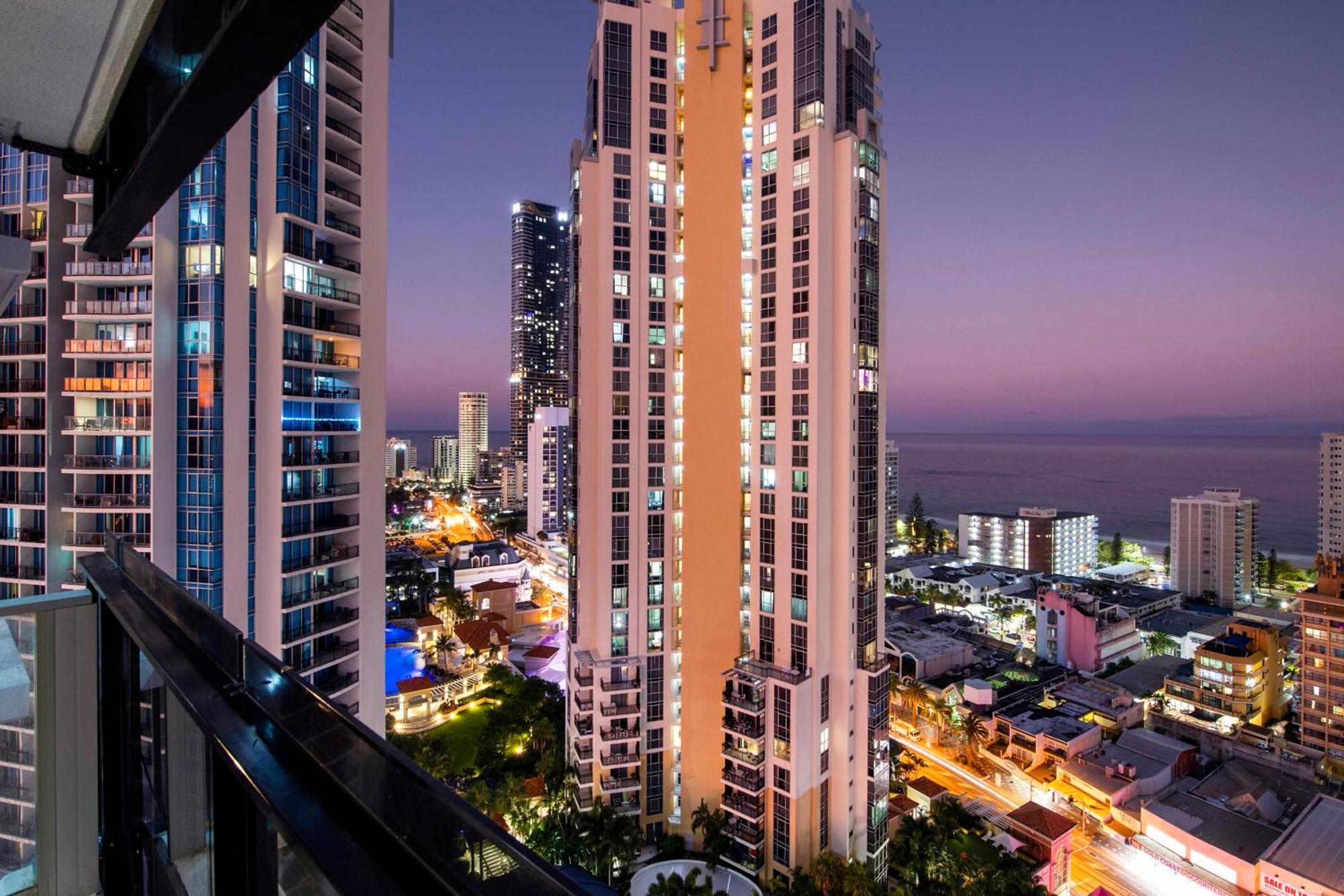 Ocean View Apartments With Balcony - Circle On Cavill - Central Location! - Self Contained & Privately Managed Gold Coast Exteriér fotografie